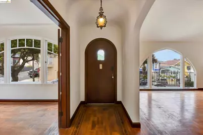 173 Templeton Ave, Daly City, CA 94014 - Photo 6