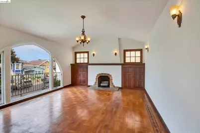 173 Templeton Ave, Daly City, CA 94014 - Photo 8