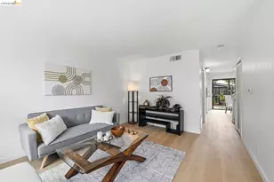 9729 Elmview Dr, Oakland, CA 94603 - Photo 6