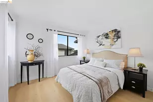 9729 Elmview Dr, Oakland, CA 94603 - Photo 18