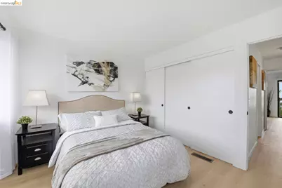 9729 Elmview Dr, Oakland, CA 94603 - Photo 20