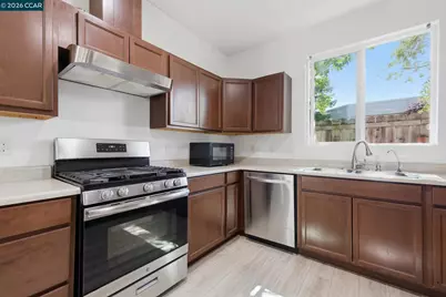2932 Clayton Rd, Concord, CA 94519 - Photo 6