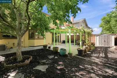 5017 Murchio Dr, Concord, CA 94521 - Photo 32