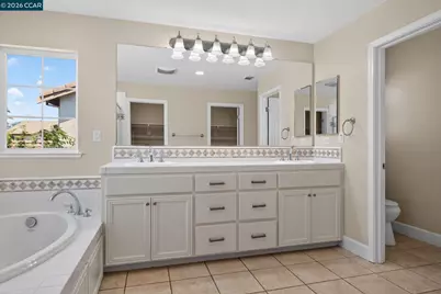 5668 Rosscommon Way, Antioch, CA 94531 - Photo 42