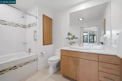 438 Grand Ave #418, Oakland, CA 94612 - Photo 32