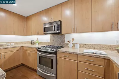 438 Grand Ave #418, Oakland, CA 94612 - Photo 22