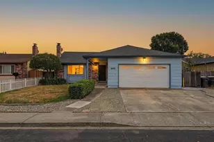 605 Tule Goose Dr, Suisun City, CA 94585 - Photo 2