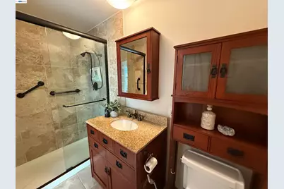 516 Moraga Way, Orinda, CA 94563 - Photo 52