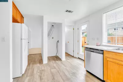 712 Daniels Ave, Vallejo, CA 94590 - Photo 12