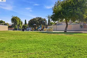 33253 Lake Pyramid St, Fremont, CA 94555 - Photo 30