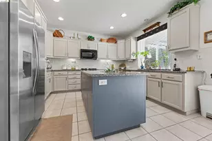 2434 Pearlite Way, Antioch, CA 94531 - Photo 12