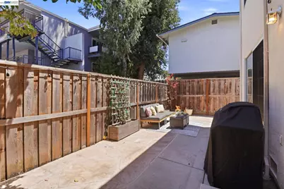 1569 Oxford St, Redwood City, CA 94061 - Photo 32