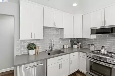 1569 Oxford St, Redwood City, CA 94061 - Photo 10