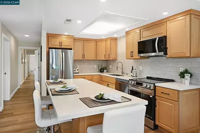 2000 Pine Knoll Dr #2, Walnut Creek, CA 94595 - Photo 1