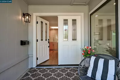 2000 Pine Knoll Dr #2, Walnut Creek, CA 94595 - Photo 2