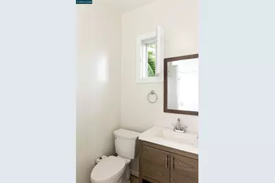 2012 15th St, Oakland, CA 94606 - Photo 12