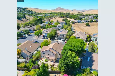 496 Panorama Dr, Benicia, CA 94510 - Photo 58
