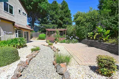 496 Panorama Dr, Benicia, CA 94510 - Photo 52