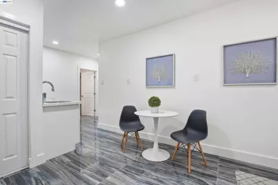 3910 Oak Hill Rd, Oakland, CA 94605 - Photo 18