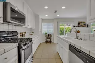 3190 Castro St, Martinez, CA 94553 - Photo 14