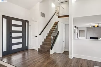 2875 Norcrest Dr, San Jose, CA 95148 - Photo 10