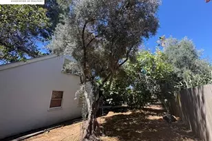 4131 Chaucer Dr, Concord, CA 94521 - Photo 48