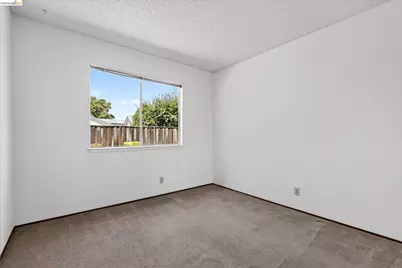 2374 Pasatiempo St, Livermore, CA 94551 - Photo 32
