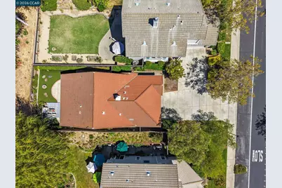 5027 Keller Ridge Dr, Clayton, CA 94517 - Photo 34