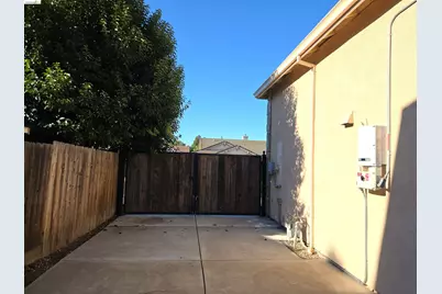 1867 Treeline Way, Manteca, CA 95336 - Photo 50
