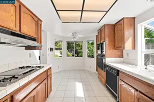 147 Summerset Ct, San Ramon, CA 94583 - Photo 6