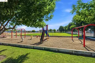8200 Jantzen Rd, Modesto, CA 95357 - Photo 20