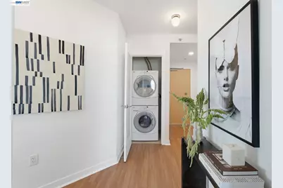 1160 Mission St #2006, San Francisco, CA 94103 - Photo 2