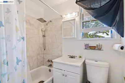 44 Parrott St, Vallejo, CA 94590 - Photo 12