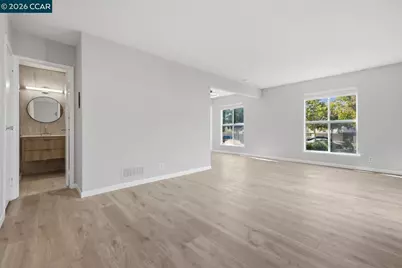 2037 Sierra Rd #5, Concord, CA 94518 - Photo 6