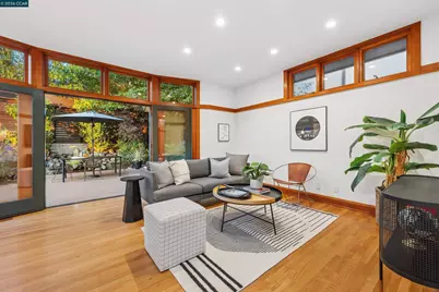 4908 Cochrane Ave, Oakland, CA 94618 - Photo 20