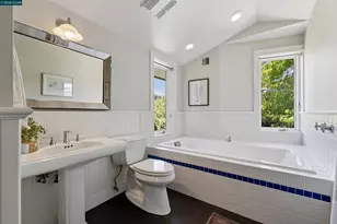4908 Cochrane Ave, Oakland, CA 94618 - Photo 26