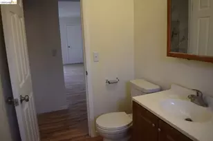 915 Sherman Oaks Dr, San Jose, CA 95128 - Photo 4