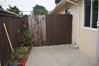915 Sherman Oaks Dr, San Jose, CA 95128 - Photo 16