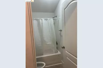 915 Sherman Oaks Dr, San Jose, CA 95128 - Photo 32