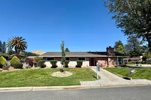423 Deerfield Dr, Moraga, CA 94556 - Photo 1