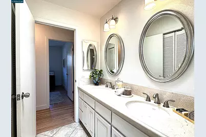 423 Deerfield Dr, Moraga, CA 94556 - Photo 24
