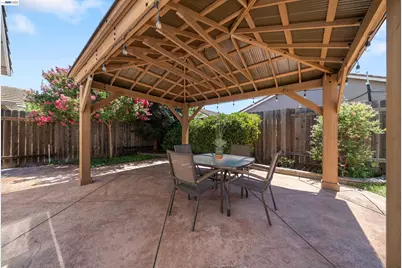 1966 Hecke, Woodland, CA 95776 - Photo 32