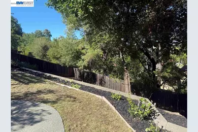 174 Town and Country Dr, Danville, CA 94526 - Photo 18