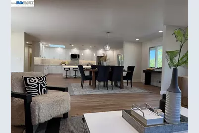 174 Town and Country Dr, Danville, CA 94526 - Photo 2