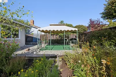 3560 Kirkcaldy St, Pleasanton, CA 94588 - Photo 56