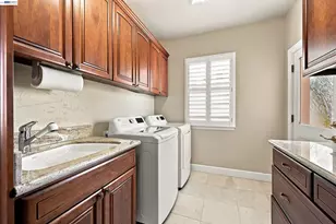 885 Willow Lake Rd, Discovery Bay, CA 94505 - Photo 30