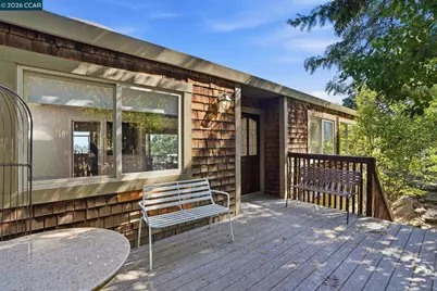 132 Rudgear Dr, Walnut Creek, CA 94596 - Photo 2