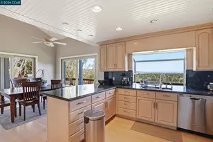 132 Rudgear Dr, Walnut Creek, CA 94596 - Photo 14