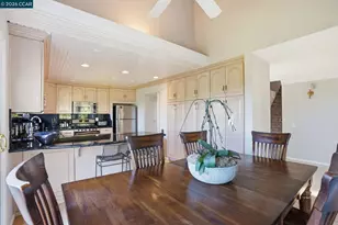 132 Rudgear Dr, Walnut Creek, CA 94596 - Photo 16