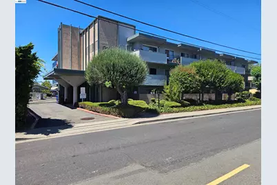 1064 E Street, Hayward, CA 94541 - Photo 1